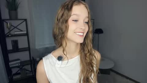 Serena online show from November 21, 7:06 am