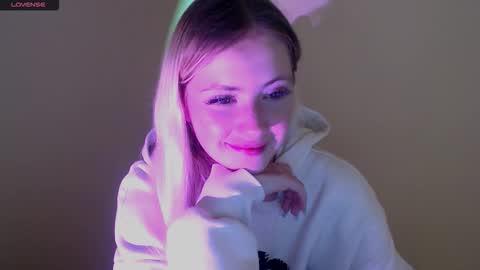 Alice online show from September 29, 12:37 pm