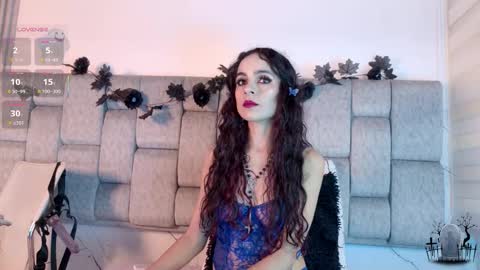 alicenoir_ online show from October 11, 10:35 pm