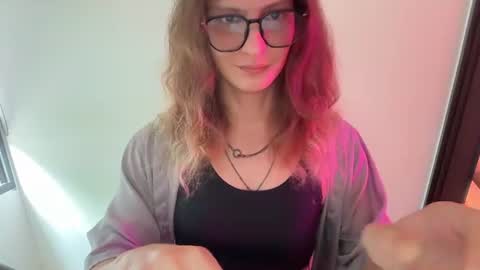AlicePinkhead online show from June 29, 10:01 am