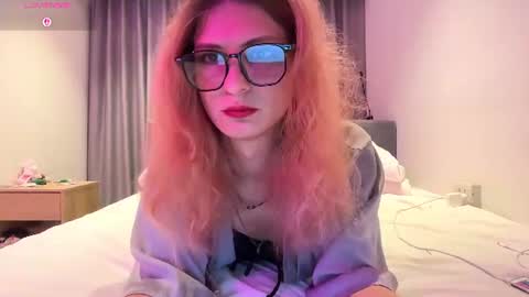 AlicePinkhead online show from July 30, 9:21 am