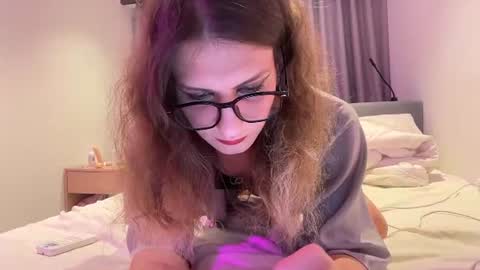 AlicePinkhead online show from June 25, 9:03 am