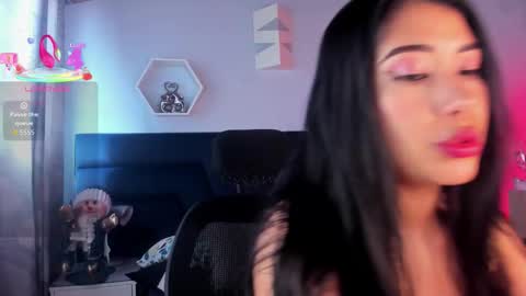 Alice online show from December 4, 2:05 pm