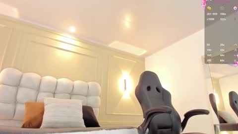          online show from March 16, 12:42 pm