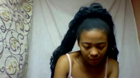 alicia9794 online show from June 12, 1:54 pm
