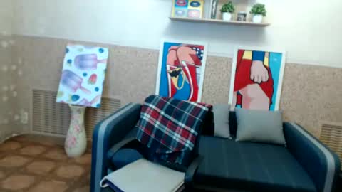 Alicia online show from July 4, 11:25 am