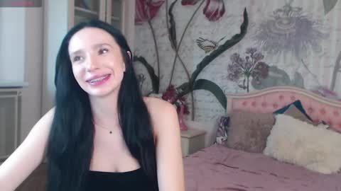 Veronica online show from September 13, 2:08 pm