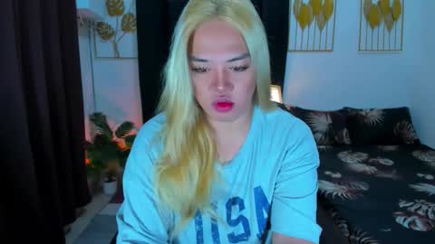 Snapshot of aliciacum chatting on October 8, 9:59 am aliciacum online show from October 8, 9:59 am