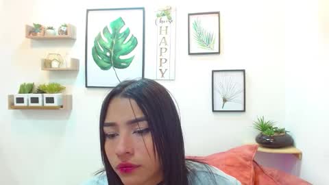 Snapshot of aliciacute__ chatting on October 16, 7:13 pm aliciacute online show from October 16, 7:13 pm