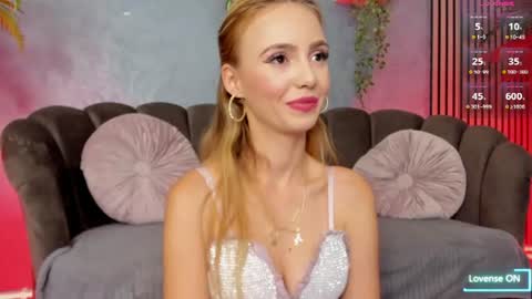 aliciahazel online show from July 27, 7:44 pm
