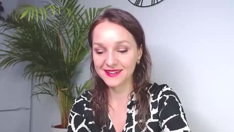 Alicia online show from December 10, 8:08 am