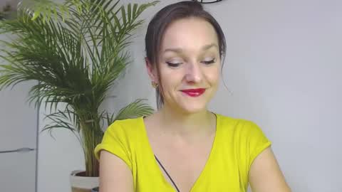 Alicia online show from December 11, 3:58 pm