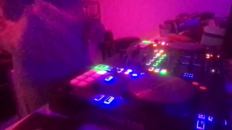 busco rockera online show from December 4, 6:11 pm