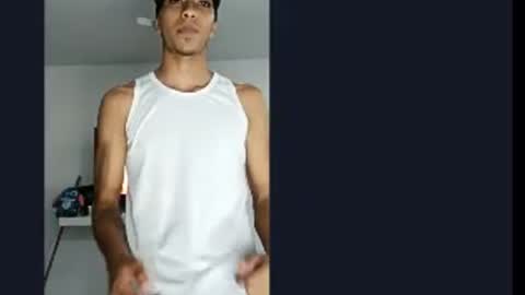 My name is Andrs and Im 18 years old. online show from August 8, 9:58 pm