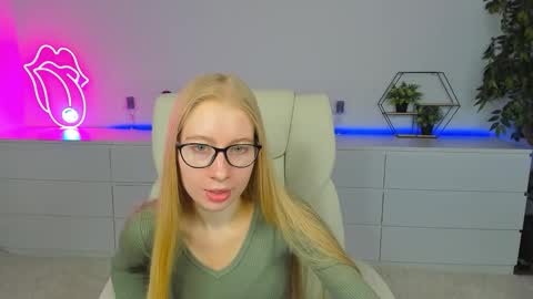 Alina online show from September 13, 5:54 am
