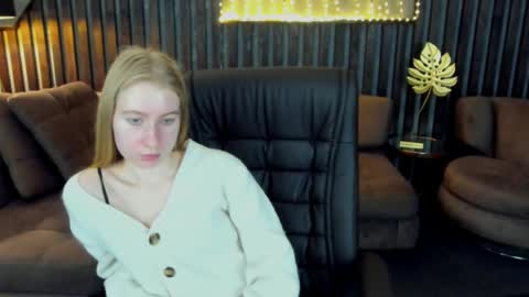 Alina online show from April 2, 2:46 pm