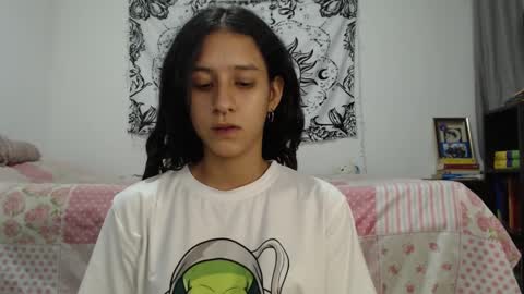  Ali  online show from January 3, 11:44 pm