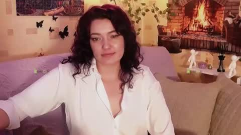 Alice online show from August 1, 9:49 pm