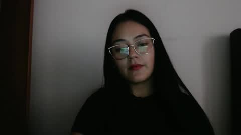 alisha_9997 online show from February 17, 10:53 pm