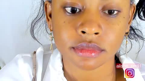 Sofias house online show from February 9, 9:47 am