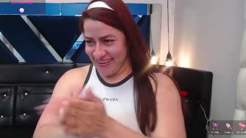 alison_marr online show from July 22, 8:22 pm