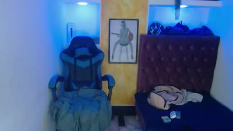 ALISON MOON online show from September 24, 11:28 am