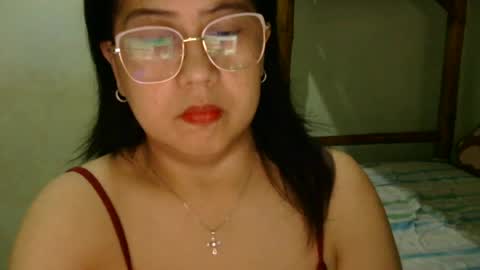 alissalove18 online show from July 11, 11:52 pm