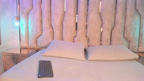 alisse_myers online show from July 27, 3:15 am