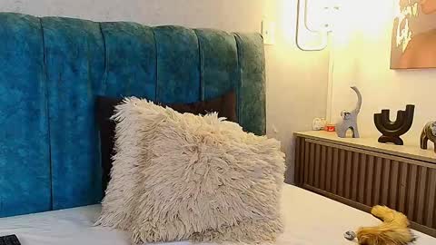 alisson_fox69 online show from December 5, 1:49 am