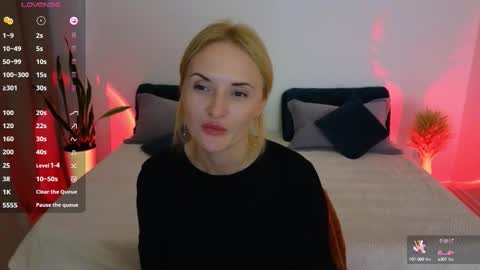 alisssarose online show from October 1, 9:24 pm