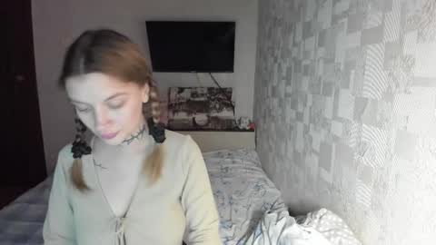 AlisTrisx online show from October 5, 2:57 pm