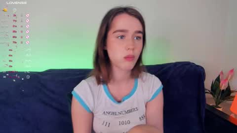 Alivia online show from October 4, 9:18 am