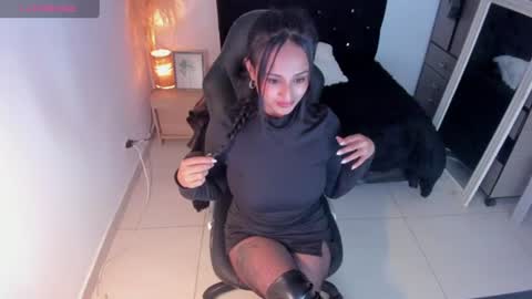 Alizee online show from July 16, 9:56 am