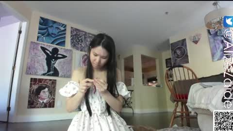 Alize Zaide online show from June 14, 7:38 pm