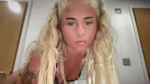 Allana online show from July 14, 2:16 am