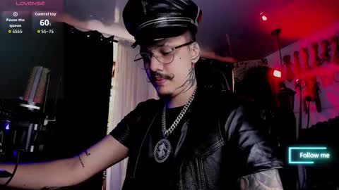   online show from October 28, 7:04 pm