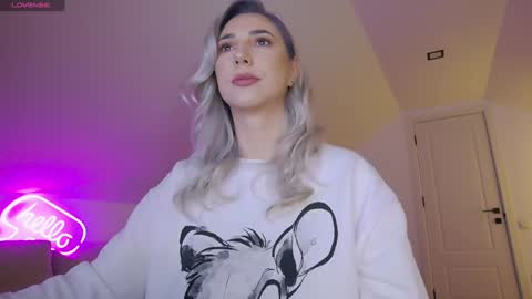 A day u didnt smile is a lost day online show from February 11, 9:57 am