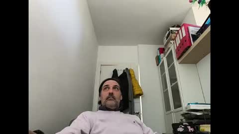 allenvic online show from November 27, 8:55 am