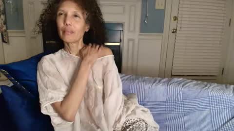 wishlist on bio online show from March 9, 3:44 am