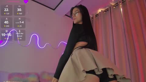 Allison online show from December 4, 3:11 pm