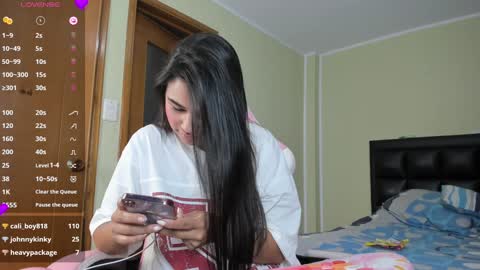 Snapshot of allison_love chatting on January 18, 10:06 am allison online show from January 18, 10:06 am
