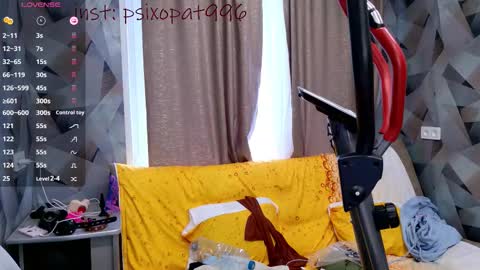 Snapshot of alllinaeve chatting on October 15, 11:22 am Alina online show from October 15, 11:22 am