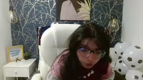 alison online show from June 15, 7:39 pm