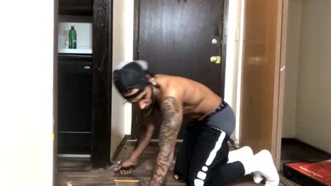 allthewayup10 online show from February 26, 7:02 am