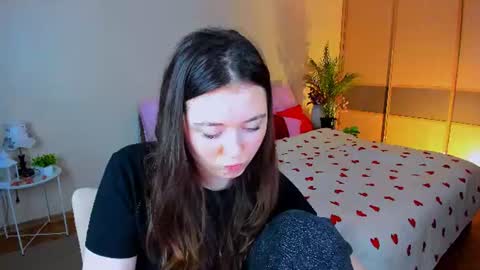 alluringeyess online show from July 13, 5:38 pm