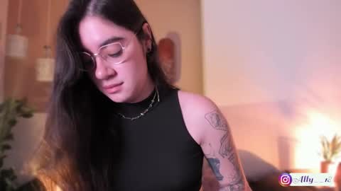 Ally  online show from September 20, 4:04 am