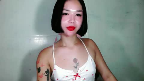 ally_monts online show from January 6, 10:47 pm