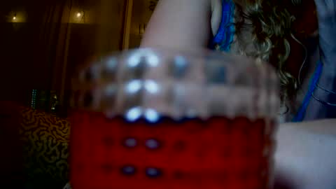 allycat4xoxo online show from July 18, 4:03 am