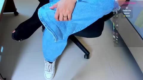 ALMA FENIX  online show from November 15, 1:46 pm