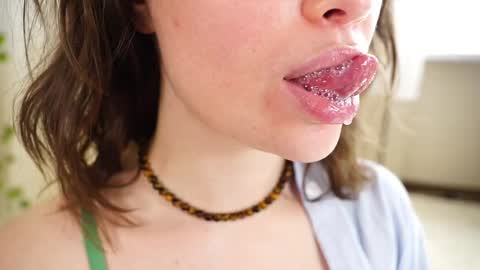 Alma online show from April 6, 8:04 am